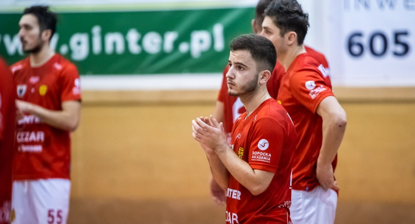 Oleh Nehela kontynuuje przygodę z polskim futsalem w Chojnicach.