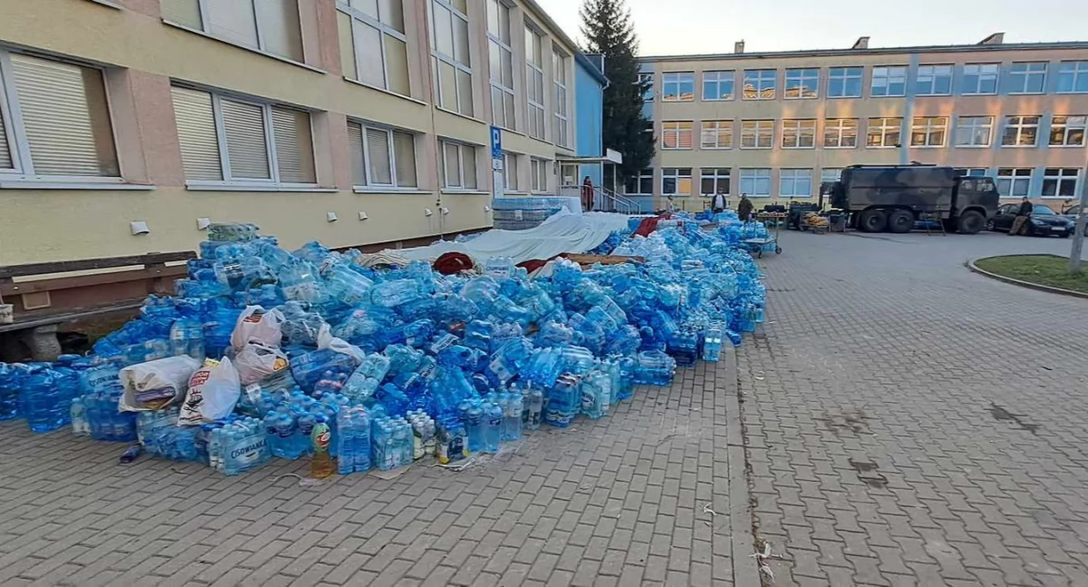 Akcje charytatywne, Marek Grzegórski mieszkaniec Chojnic pomaga powodzianom Kłodzku - zdjęcie, fotografia