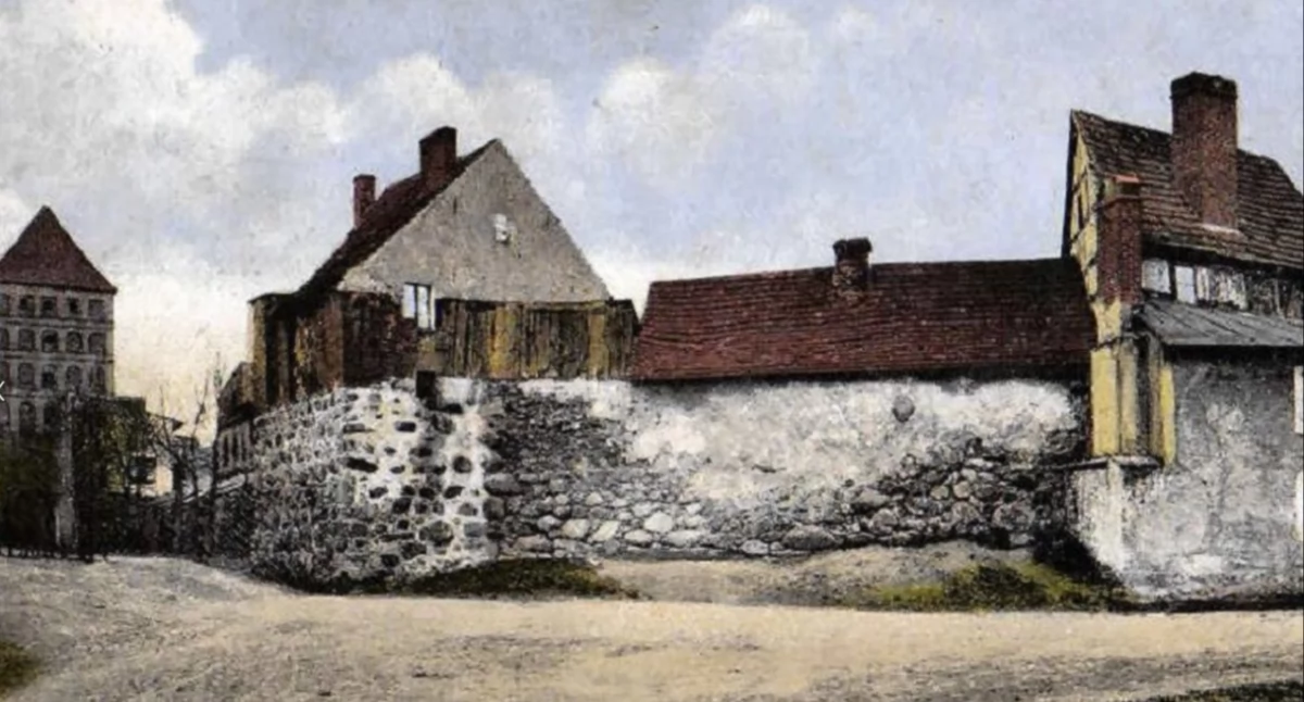 Historia regionu, kozą krycia Szulca Placu Piastowskim! - zdjęcie, fotografia