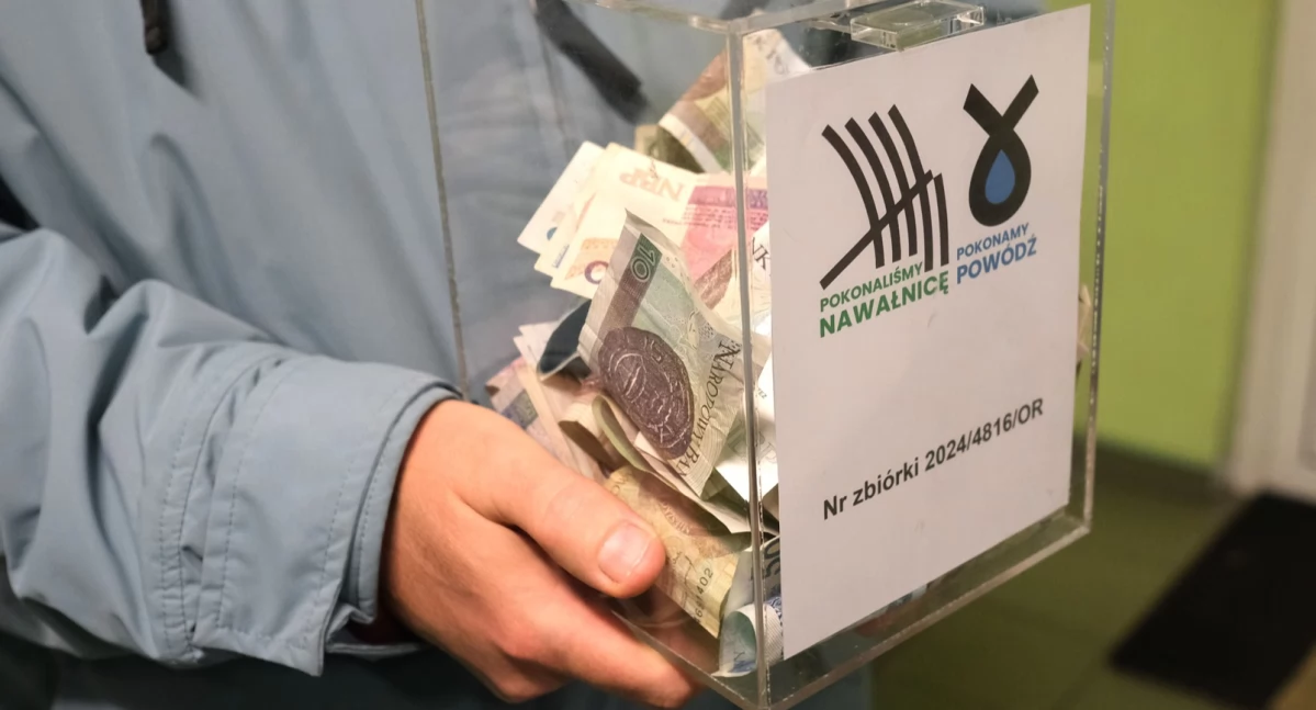 Akcje charytatywne, Sukces koncertu charytatywnego Pokonaliśmy nawałnicę pokonamy powódź - zdjęcie, fotografia