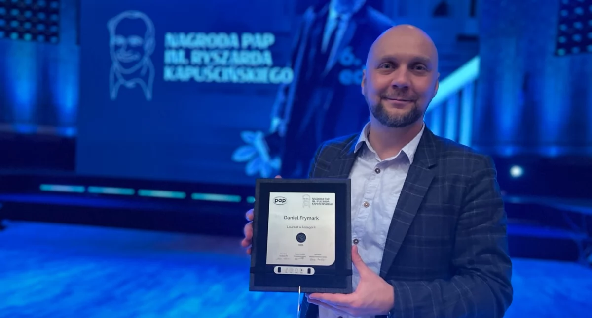 Wydarzenia publiczne, Daniel Frymark finalistą prestiżowej Nagrody Ryszarda Kapuścińskiego - zdjęcie, fotografia