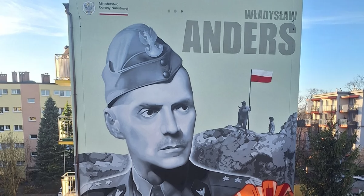 Wydarzenia publiczne, mural Czersku hołd generała Andersa - zdjęcie, fotografia
