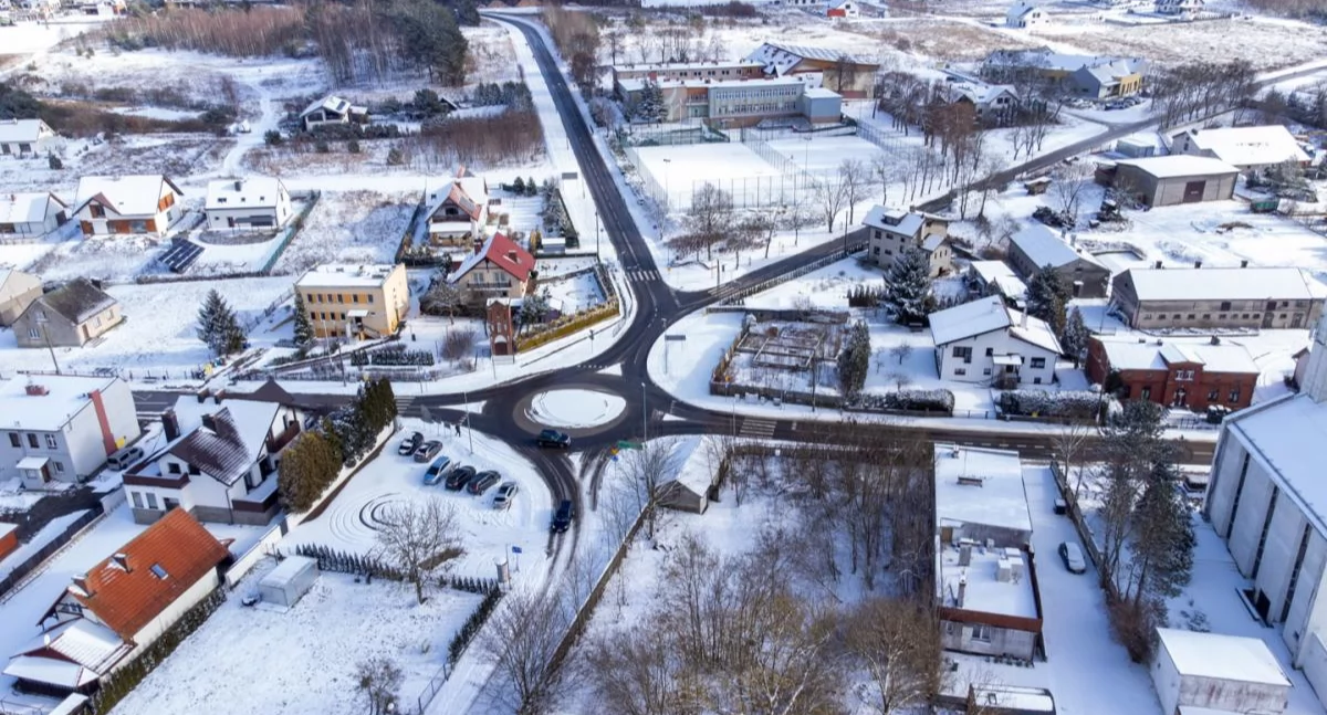 Wydatki publiczne, Śnieg dzisiaj atrakcja podsumowanie zimowego utrzymania dróg Gminie Chojnice - zdjęcie, fotografia