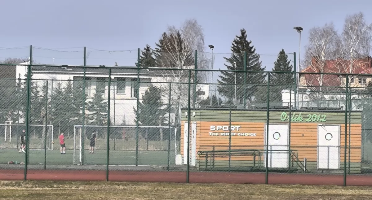 Inwestycje i remonty, Rusza remont człuchowskiego Orlika - zdjęcie, fotografia