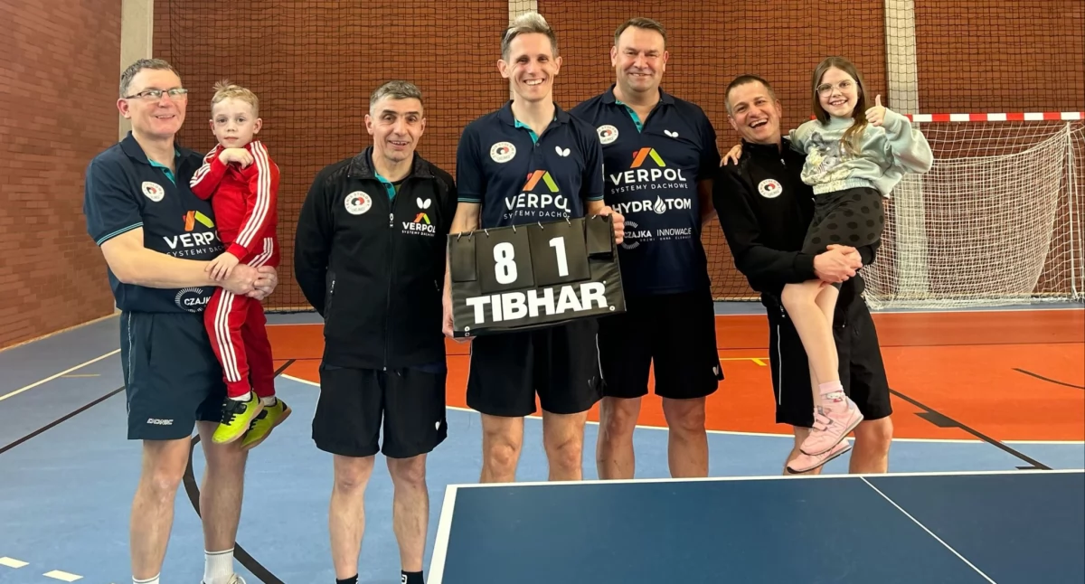 fot. TS Chojnice, od lewej: P.Paga, Jasiu Paga, A.Domachowski, Ł.Łysak, K.Pieragowski, M.Pawlak, Ania Pawlak