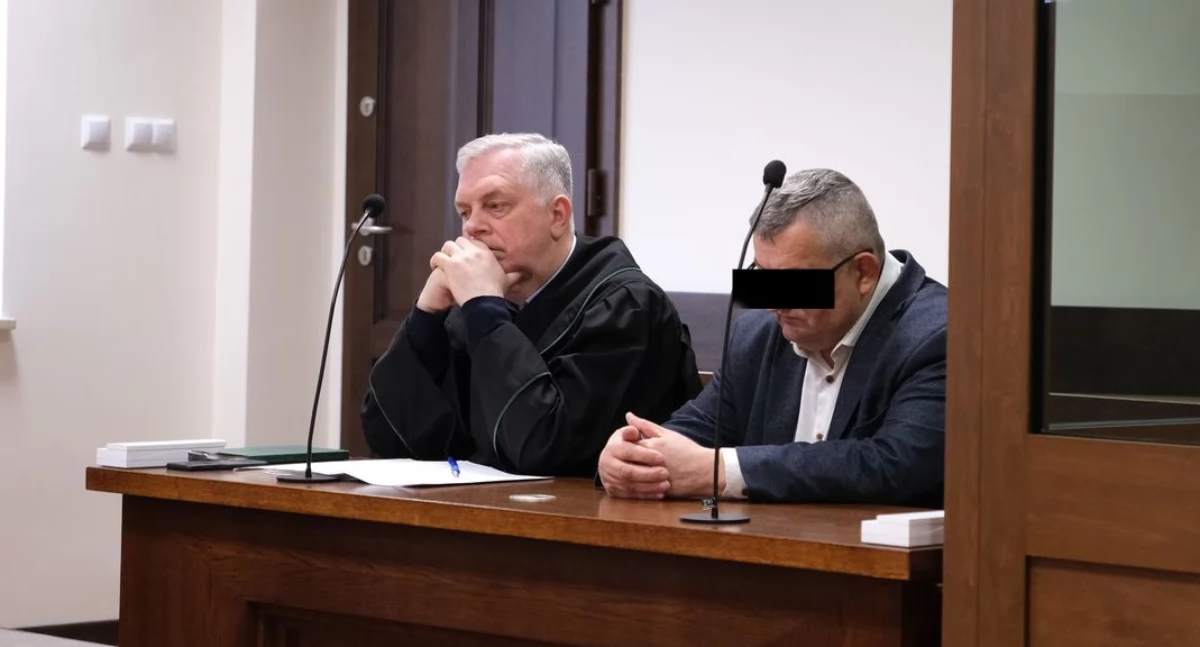 Sąd i Prokuratura, Ciągle wyroku Rozprawa radnego Eugeniusza - zdjęcie, fotografia