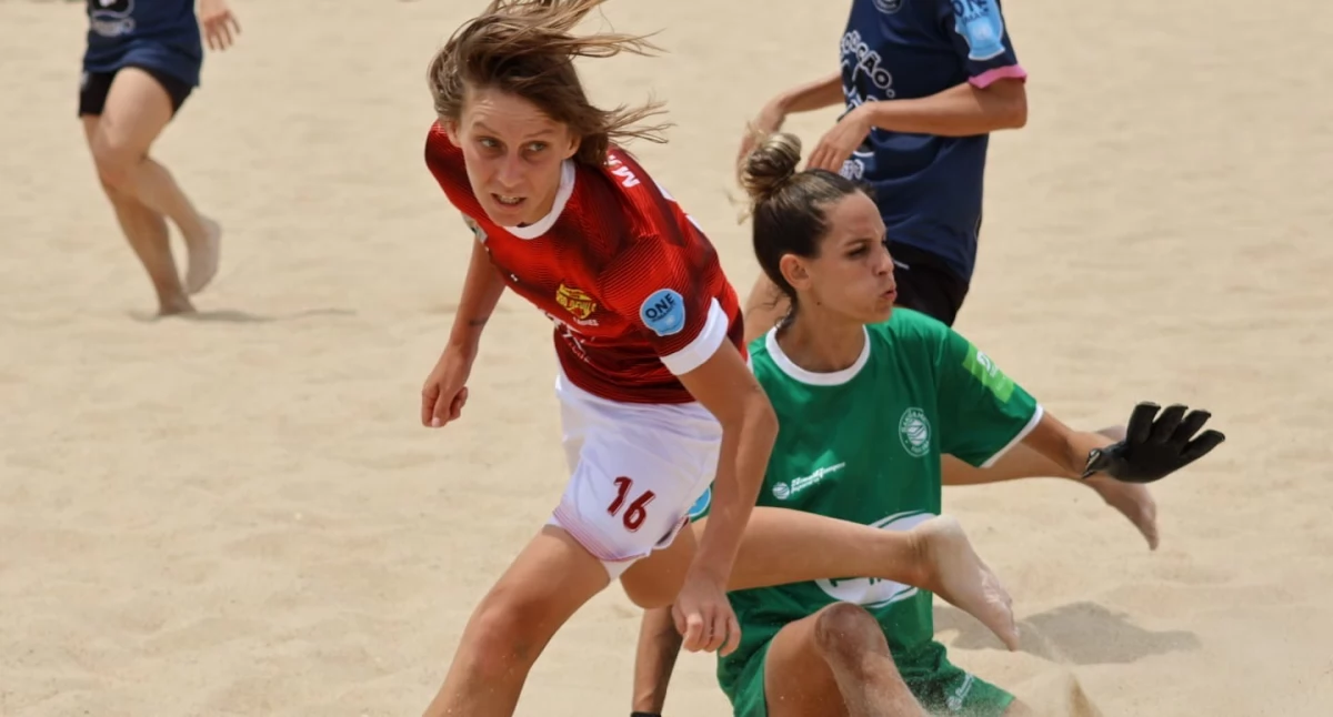 Beach soccer, Devils Ladies awansem pucharowej Winners’ - zdjęcie, fotografia