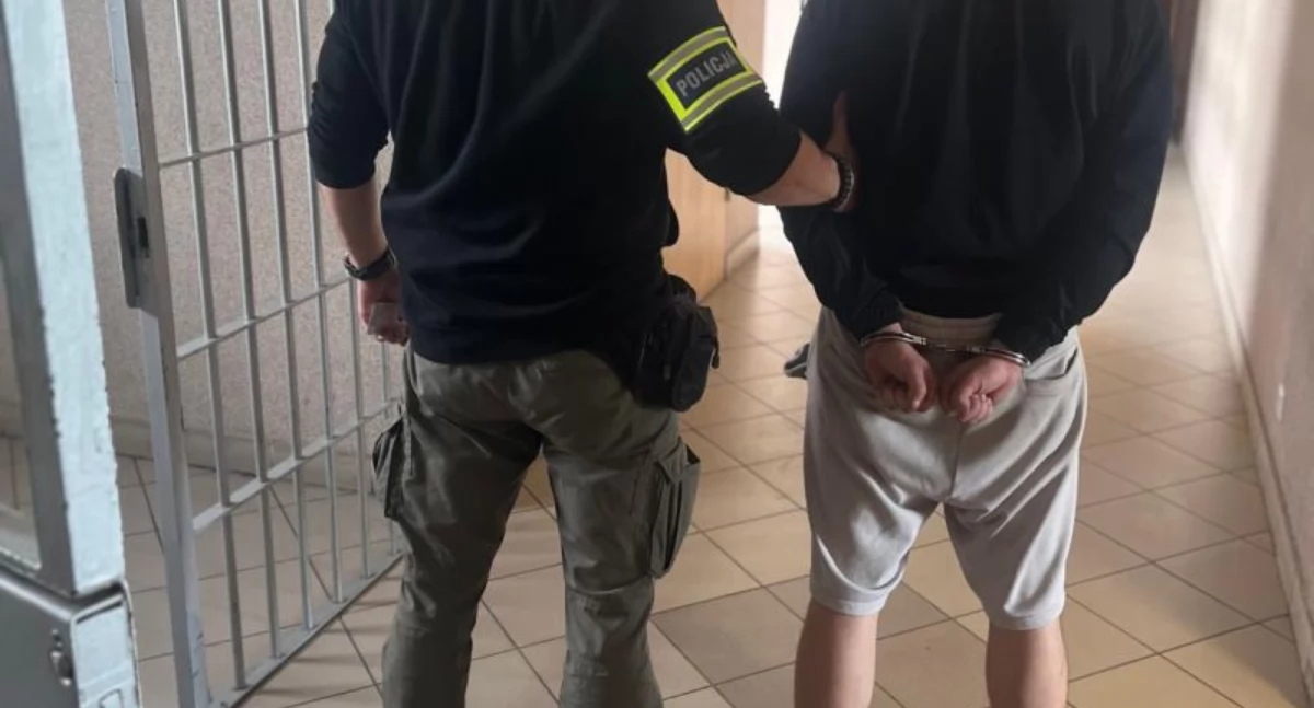 Kronika policyjna, Znaczna ilość narkotyków zabezpieczona latek trafił aresztu - zdjęcie, fotografia