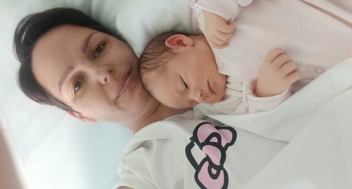Akcje charytatywne, Gramy Kamili Pomóżmy stanąć mamie trójki dzieci - zdjęcie, fotografia