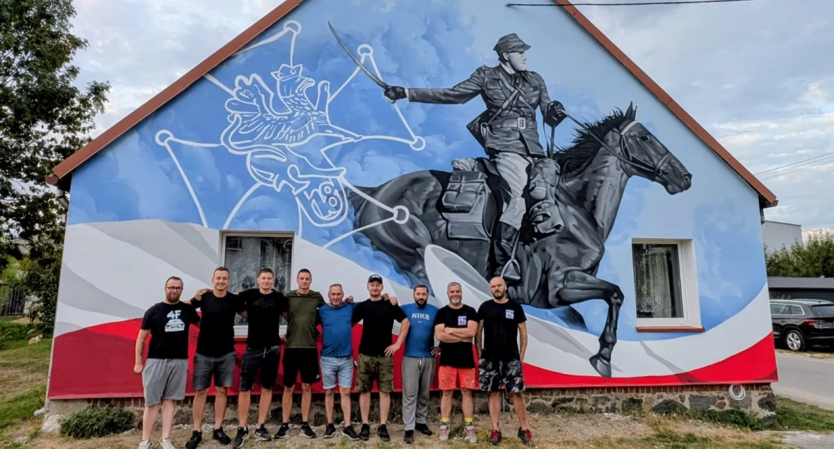 Wydarzenia publiczne, Pierwszy historyczny mural Gminie Chojnice gotowy! - zdjęcie, fotografia