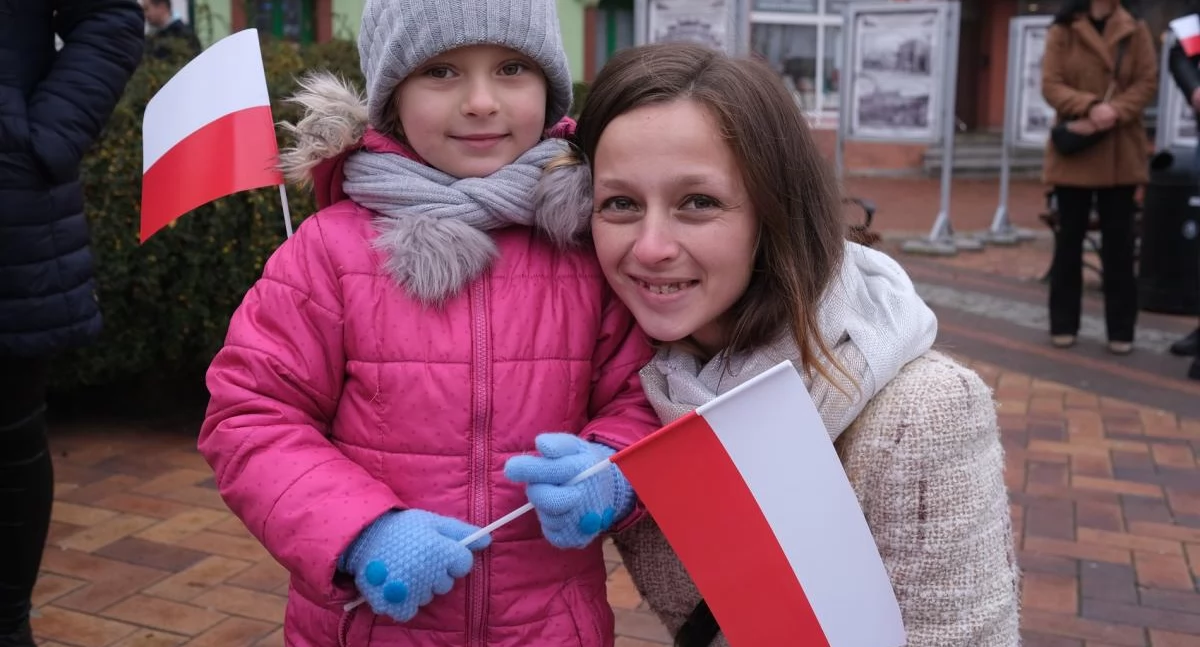 Święta, Chojnice zaśpiewają południe Stowarzyszenie „Chojnice Serce” zaprasza Rynek listopada - zdjęcie, fotografia