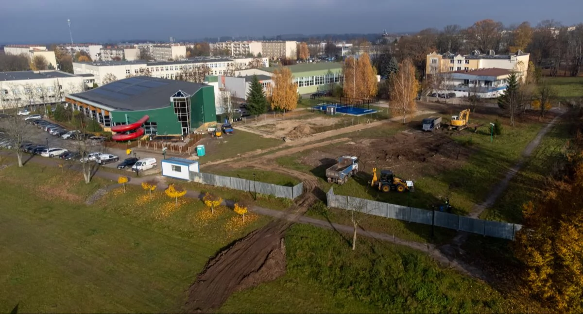 Inwestycje i remonty, Zmiana organizacji ruchu Huberta Wagnera związku budową krytego lodowiska - zdjęcie, fotografia