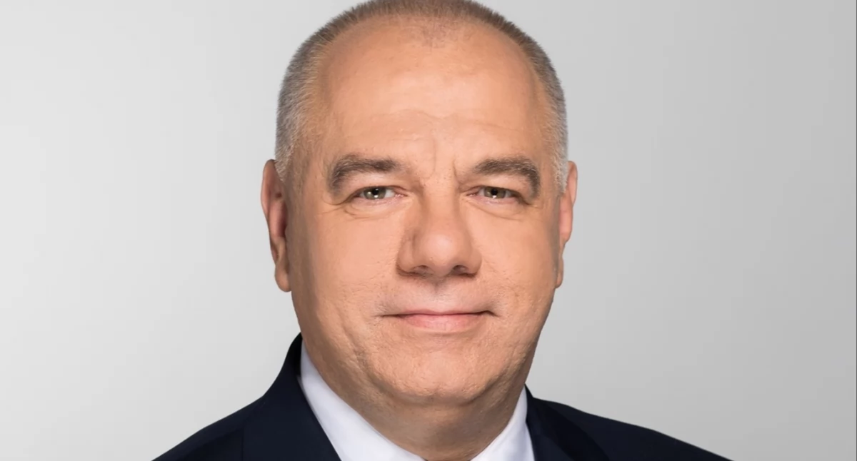 Politycy w Chojnicach, Poseł Jacek Sasin odwiedzi Chojnice Otwarta dyskusja przyszłości Polski - zdjęcie, fotografia