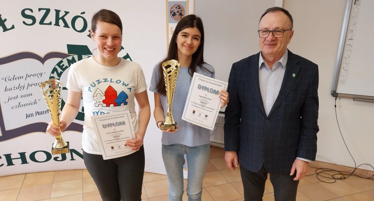 Wydarzenia publiczne, Rekordowy międzypokoleniowa rywalizacja Chojnicka Puzzlomania - zdjęcie, fotografia