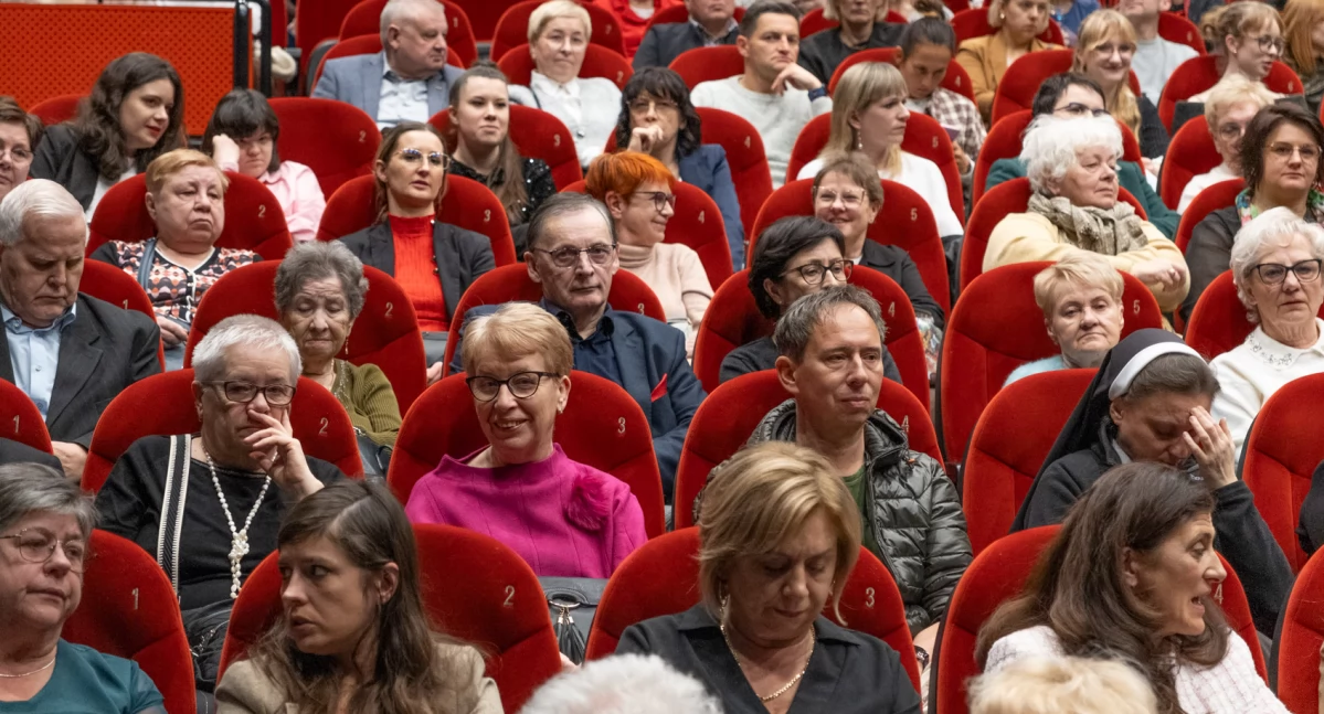 Teatr, spektakle biletów owacje Baletowy wieczór - zdjęcie, fotografia