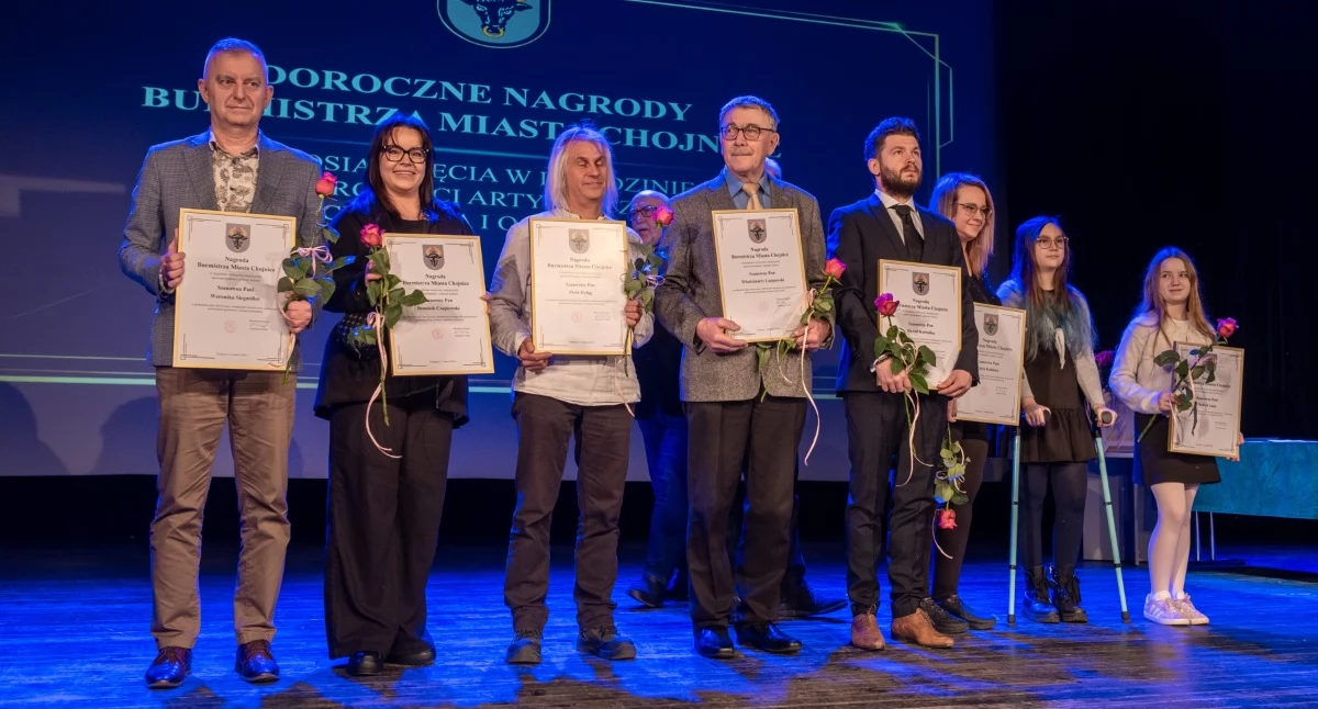 Wydarzenia publiczne, Nagrody burmistrza Chojnic rozdane Doceniono sportowców ludzi kultury - zdjęcie, fotografia
