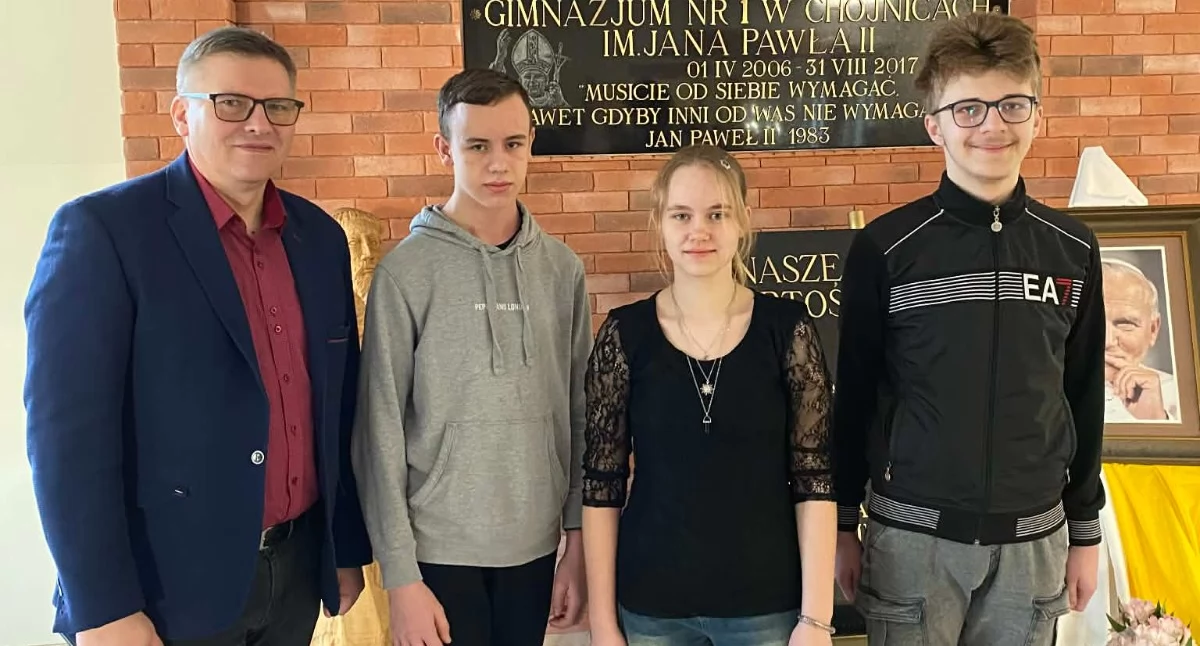 Edukacja, Michał Piekarski finalistą Oliwia Grzegórska Jakub Zabłocki laureatami Sukcesy uczniów - zdjęcie, fotografia