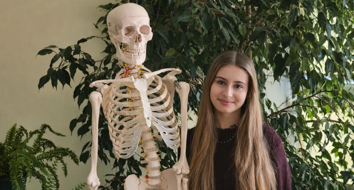 Edukacja, Julia Blukis laureatką konkursu fizyki Sukces uczennicy Chojnicach - zdjęcie, fotografia