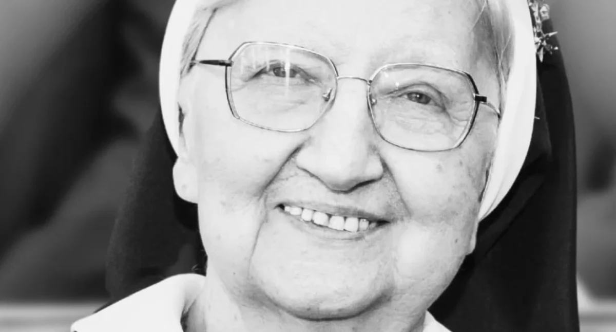 Odeszli od nas, żyje siostra Sławomira Słomińska Przez służyła Chojnicach - zdjęcie, fotografia