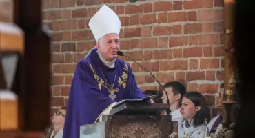 Apel biskupa pelplińskiego w obronie matki, która opowiedziała się za życiem 