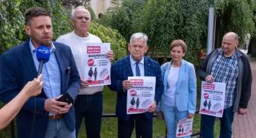 Szykuje się wielki protest w stolicy. Chojniccy politycy PiS alarmują: Poziom nauczania drastycznie spada