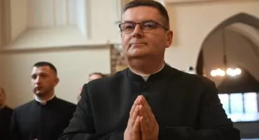 Chojniczanin nowym biskupem. Znamy datę święceń ks. Przemysława Szulca w Pelplinie