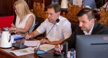 Szanuję rolę „Wielkiego Szu”. Arseniusz Finster komentuje gorącą sesję rady miejskiej