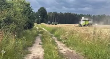 Wypadek podczas zbioru ziemniaków. Maszyna wciągnęła rękę mężczyzny